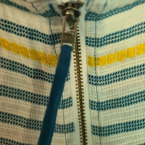 SOFT Surroundings top size small - Picture 3 of 7